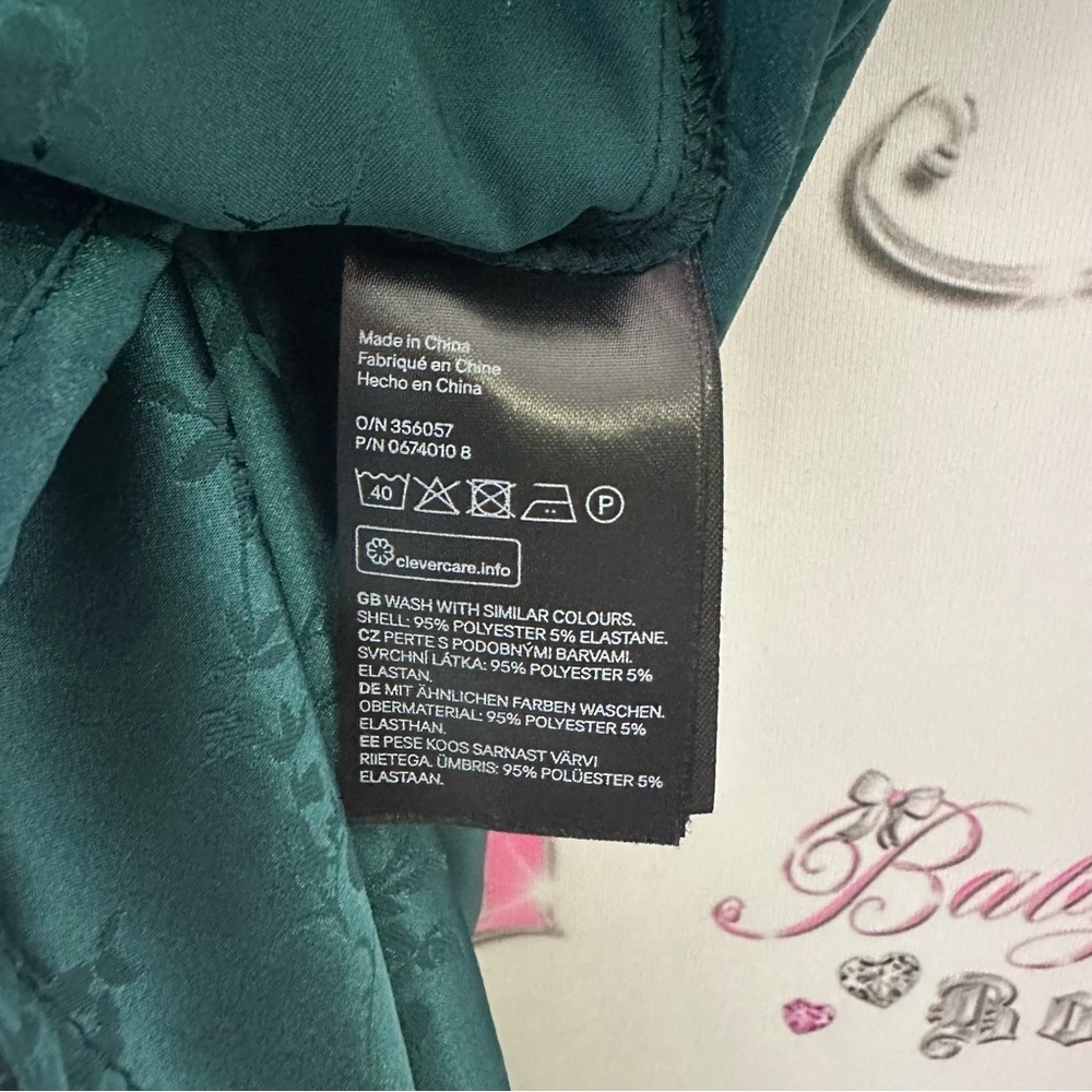 Divided dress button snaps shimmer silky satiny Japanese Elegant Green Wrap - Picture 5 of 6
